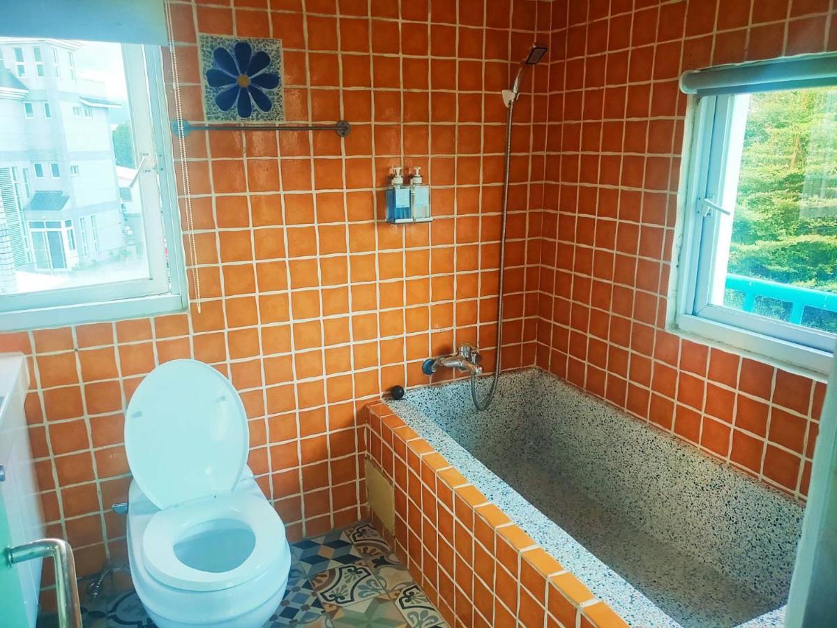 Oia Cafe B&B Taitung Bagian luar foto