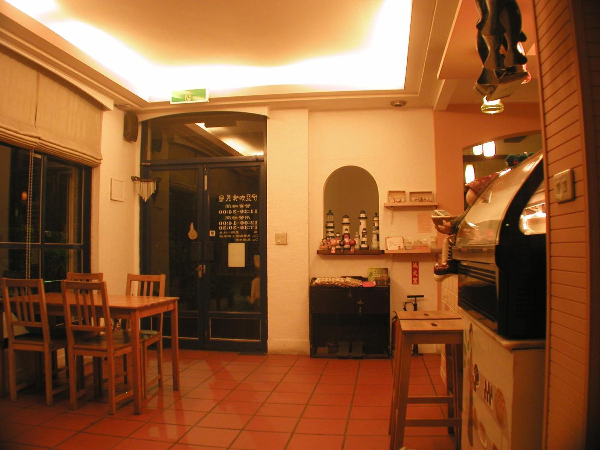 Oia Cafe B&B Taitung Bagian luar foto