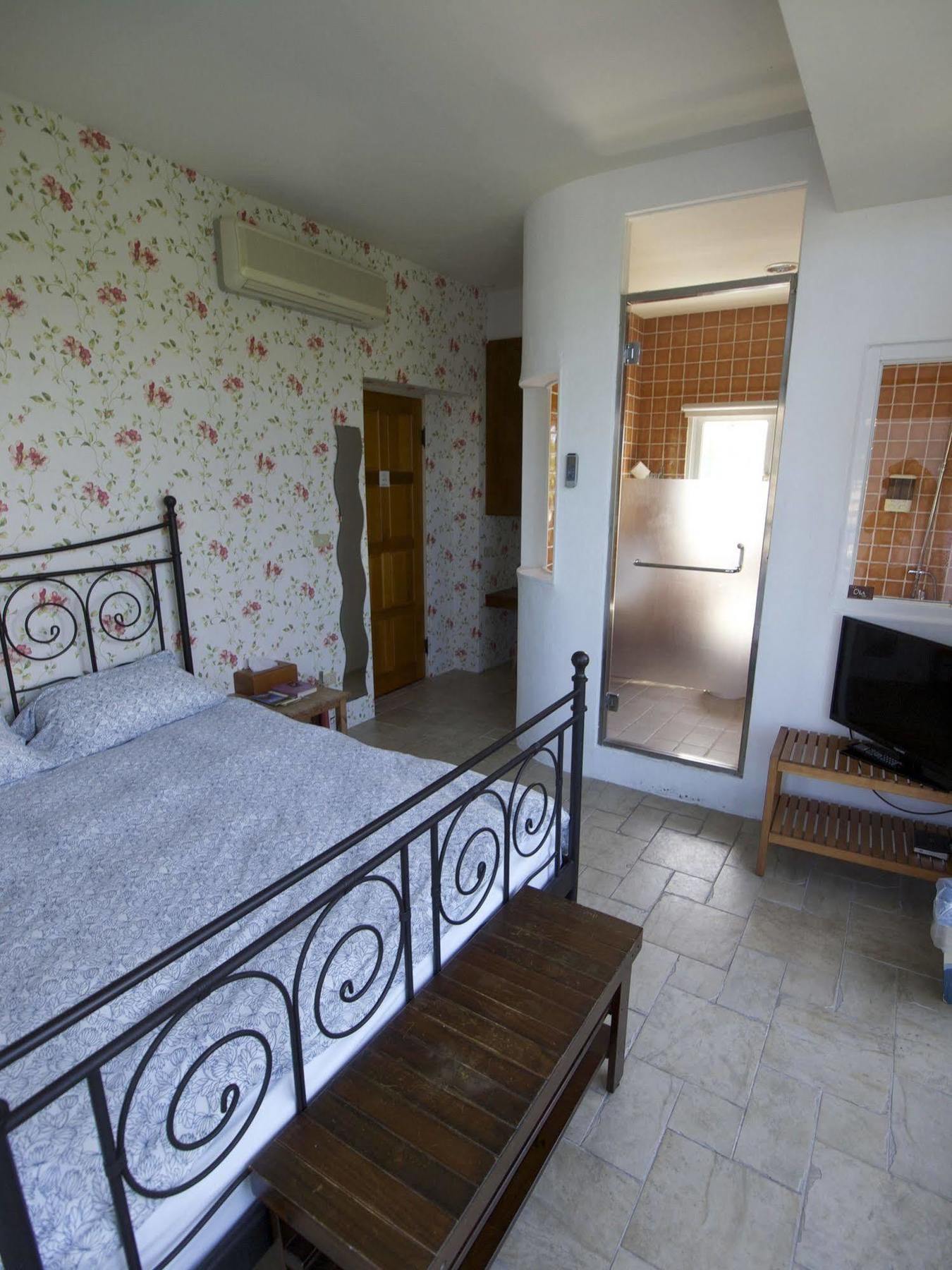 Oia Cafe B&B Taitung Bagian luar foto