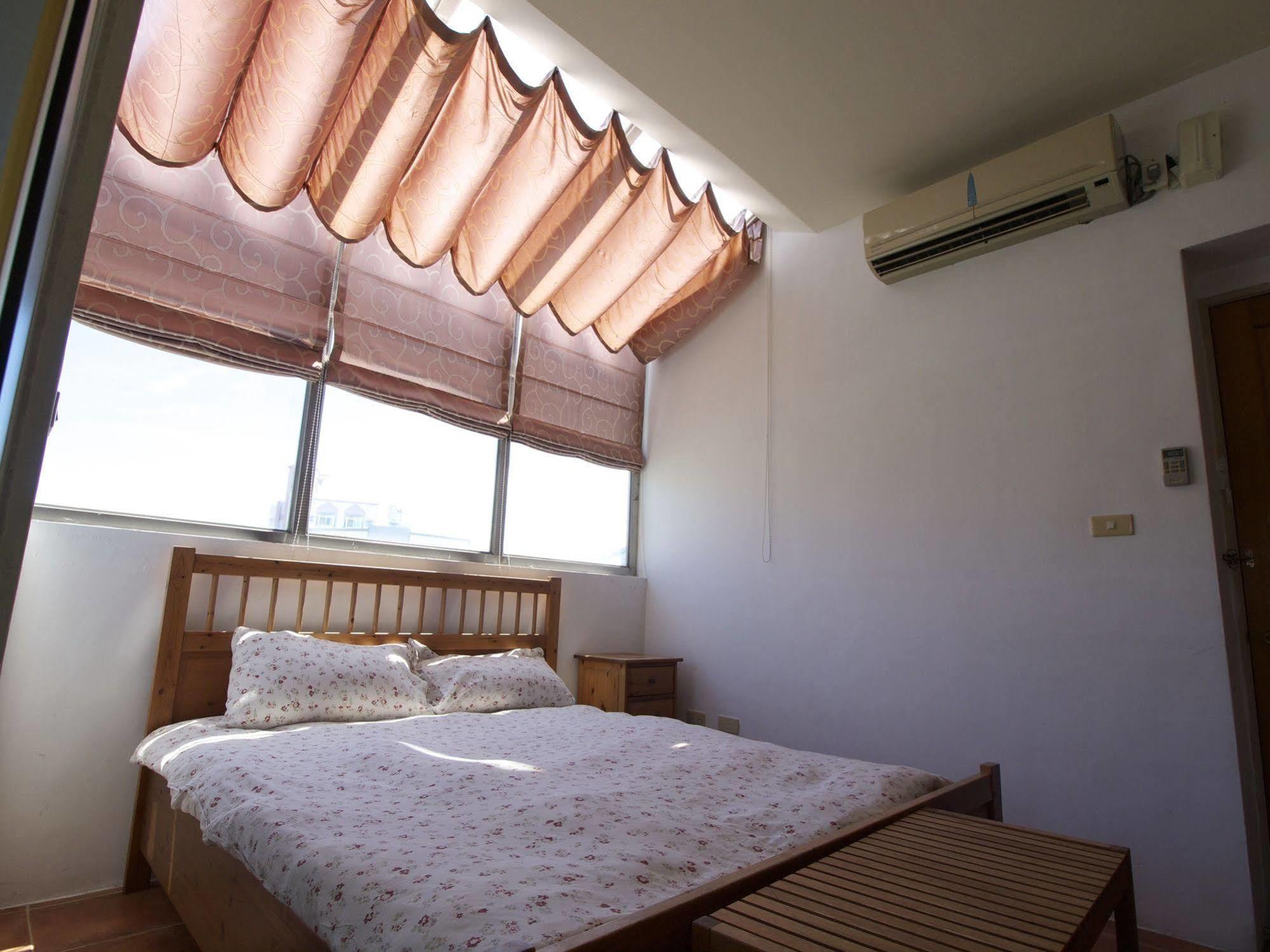 Oia Cafe B&B Taitung Bagian luar foto