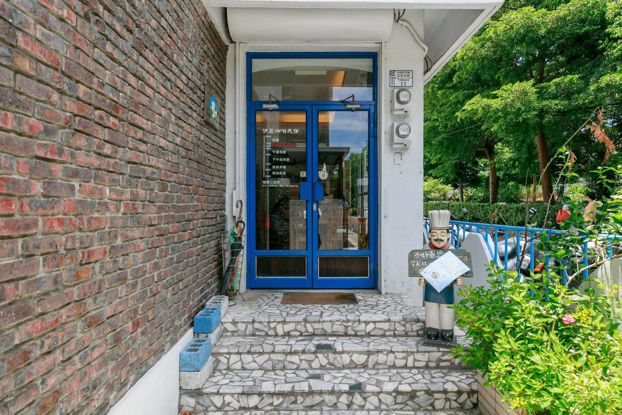 Oia Cafe B&B Taitung Bagian luar foto