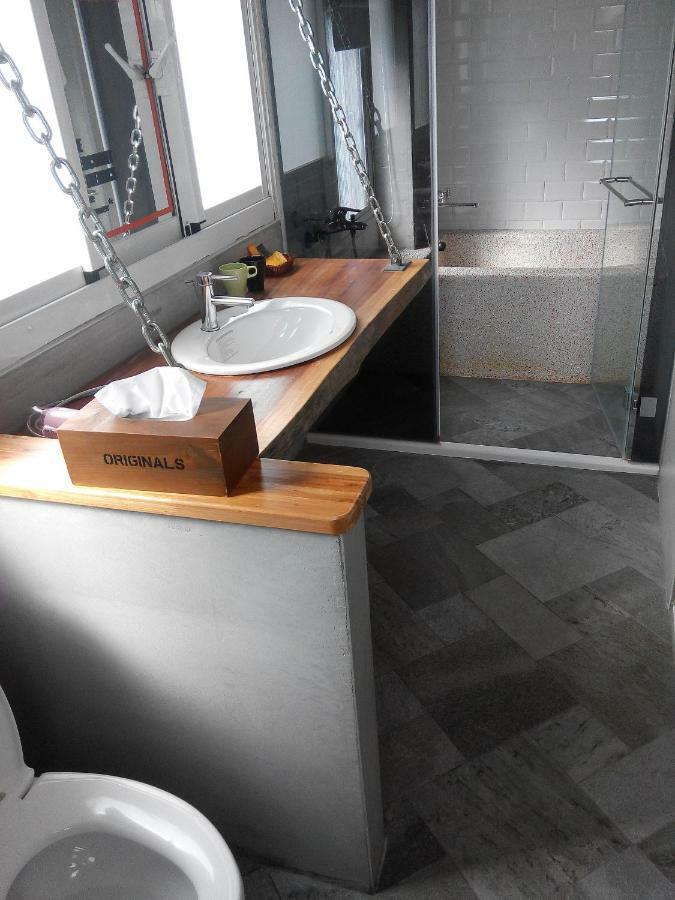 Oia Cafe B&B Taitung Bagian luar foto